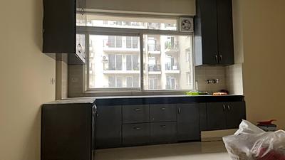Kitchen Image of 900 Sq.ft 2 BHK Apartment / Flat for sale in Signature Global Grand IVA, Sector 103 Gurgaon for Rs. 6350000