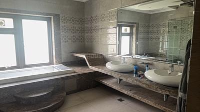 Image of 10000 Sq.ft 5 BHK Villa for sale in Jaypee Greens Villas, Jaypee Greens, Greater Noida for Rs. 420000000