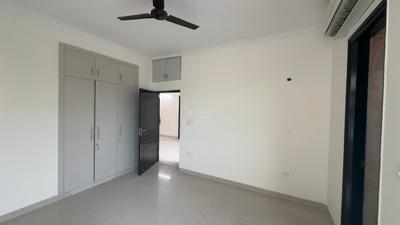 Bedroom Image of 3762 Sq.ft 4 BHK Builder Floor for sale in Ansal Sovereign Floors, Sector 67 Gurgaon for Rs. 24000000