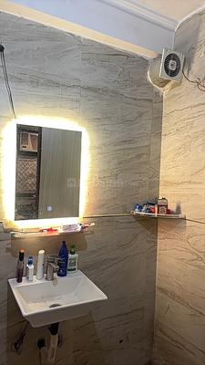 Bathroom Image of 300 Sq.ft 1 RK Builder Floor for rent in Gautam Nagar New Delhi for Rs. 25000