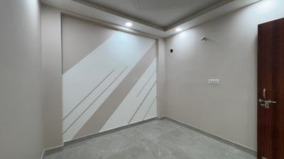 Bedroom Image of 680 Sq.ft 2 BHK Apartment / Flat for sale in Sector 4 Rohini New Delhi for Rs. 5000000