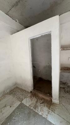 Bathroom Image of 160 Sq.ft 1 RK Apartment / Flat for rent in Sector 73 Noida for Rs. 5500