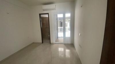 Bedroom Image of 1100 Sq.ft 2 BHK Apartment / Flat for rent in Smartworld Orchard, Sector 61 Gurgaon for Rs. 45000