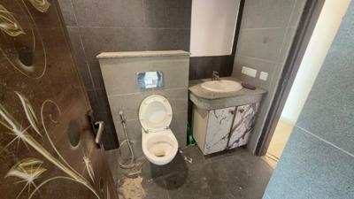 Image of 1900 Sq.ft 3 BHK Apartment / Flat for rent in Paras Dews, Sector 106, Gurgaon for Rs. 42000