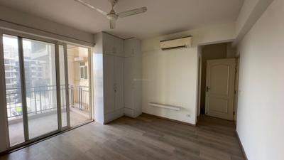 Bedroom Image of 1550 Sq.ft 2.5 BHK Apartment / Flat for rent in Sector 79 Gurgaon for Rs. 34000