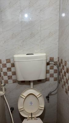 Bathroom Image of 603 Sq.ft 1 BHK Apartment / Flat for sale in Omshanti Raj Niwas, Vatva Ahmedabad for Rs. 1700000