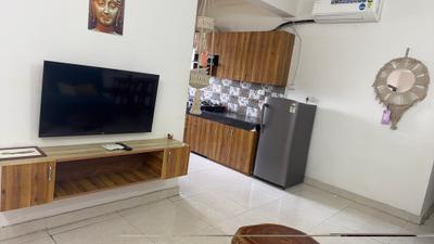 Living Room Image of 740 Sq.ft 2 BHK Apartment / Flat for rent in Signature Global Andour Heights, Sector 71 Gurgaon for Rs. 35000