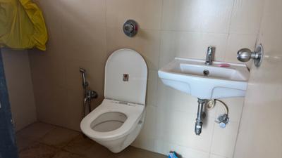 Image of 950 Sq.ft 2 BHK Apartment / Flat for rent in Vraj Green Valley, Thane West, Thane for Rs. 40000