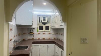 Kitchen Image of 1500 Sq.ft 3 BHK Builder Floor for rent in Rajouri Garden New Delhi for Rs. 50000