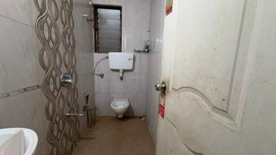 Astha Anand Bathroom Two 4