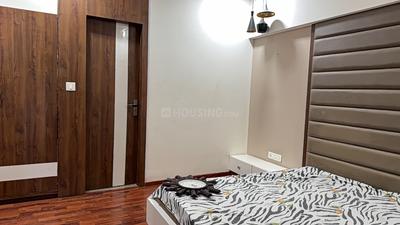 Bedroom Image of 1080 Sq.ft 2 BHK Apartment / Flat for rent in Adani The Meadows, Shantigram Ahmedabad for Rs. 35000