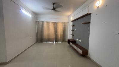 Living Room Image of 1350 Sq.ft 3 BHK Apartment / Flat for rent in Adani The Meadows, Vaishno Devi Circle Ahmedabad for Rs. 38000