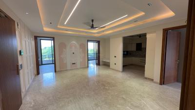 Living Room Image of 2250 Sq.ft 3 BHK Builder Floor for sale in BPTP Amstoria , Sector 102 Gurgaon for Rs. 38000000