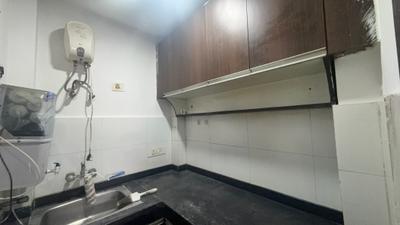 Kitchen Image of 700 Sq.ft 1 BHK Builder Floor for rent in Sector 57 Gurgaon for Rs. 20000