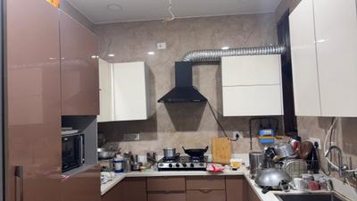 Kitchen Image of 1426 Sq.ft 3 BHK Builder Floor for sale in Mukherjee Nagar New Delhi for Rs. 13000000