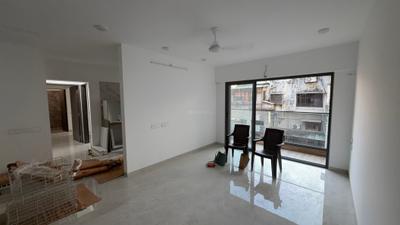 Living Room Image of 950 Sq.ft 2 BHK Apartment / Flat for rent in Vile Parle East Mumbai for Rs. 150000