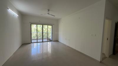 Living Room Image of 2280 Sq.ft 3 BHK Apartment / Flat for rent in Adani The Meadows, Shantigram Ahmedabad for Rs. 42000