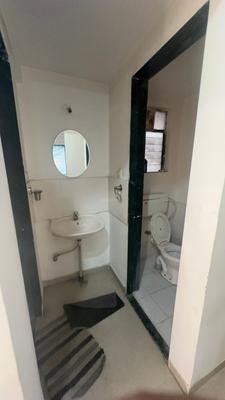 Bathroom Image of 650 Sq.ft 1 BHK Apartment / Flat for rent in Manav Perfect 10, Balewadi Pune for Rs. 28000