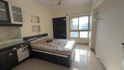 Bedroom Image of 870 Sq.ft 2 BHK Apartment / Flat for sale in Kanakia Niharika, Thane West Thane for Rs. 18000000