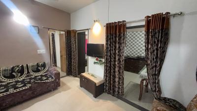Living Room Image of 900 Sq.ft 2 BHK Apartment / Flat for rent in Armaan Nandanvan, Narolgam Ahmedabad for Rs. 17000