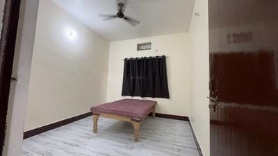Bedroom Image of 1000 Sq.ft 2 BHK Apartment / Flat for rent in Dafi Varanasi for Rs. 15000