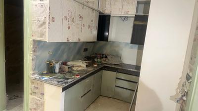 Kitchen Image of 1000 Sq.ft 2 BHK Apartment / Flat for sale in Kulesara Noida for Rs. 3800030