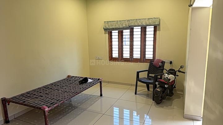 Angel group broker services Main Image 1