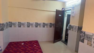 Bedroom Image of 225 Sq.ft 1 RK Apartment / Flat for rent in Powai Mumbai for Rs. 19000