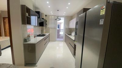Kitchen Image of 1929 Sq.ft 3 BHK Apartment / Flat for sale in Skyline Elevate, Utrathiya Zirakpur for Rs. 19500000