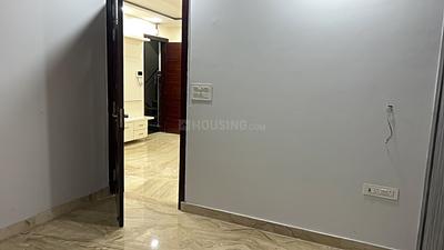 Bedroom Image of 1050 Sq.ft 3 BHK Builder Floor for rent in Sector 7 Rohini New Delhi for Rs. 37000