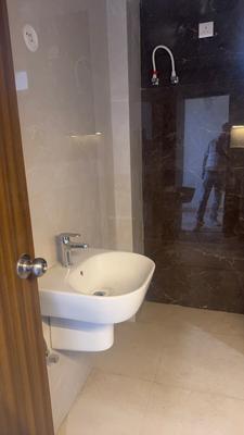Image of 1400 Sq.ft 3 BHK Apartment / Flat for rent in Indira Nagar, Lucknow for Rs. 24100
