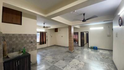 Living Room Image of 2050 Sq.ft 5 BHK Apartment / Flat for sale in Ariadaha Kolkata for Rs. 7400000
