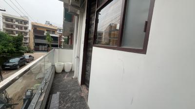 Balcony Image of 1000 Sq.ft 1 BHK Builder Floor for rent in Sector 57 Gurgaon for Rs. 36000