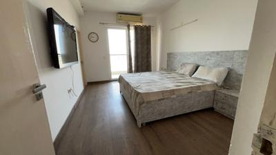 Bedroom Image of 1899 Sq.ft 3 BHK Apartment / Flat for rent in Emaar Palm Gardens, Sector 83 Gurgaon for Rs. 57000