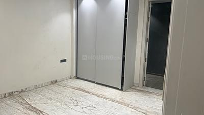 Bedroom Image of 1800 Sq.ft 3 BHK Builder Floor for sale in Model Town New Delhi for Rs. 35000000
