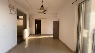Living Room Image of 910 Sq.ft 2.5 BHK Apartment / Flat for sale in Prateek Grand City, Siddharth Vihar Ghaziabad for Rs. 10700000