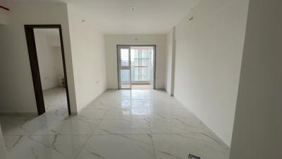 Living Room Image of 900 Sq.ft 2 BHK Apartment / Flat for sale in Kohinoor Sapphire III, Tathawade Pune for Rs. 8599000