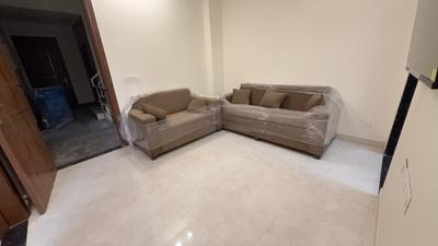 Living Room Image of 550 Sq.ft 1 BHK Builder Floor for rent in Sector 51 Gurgaon for Rs. 40000