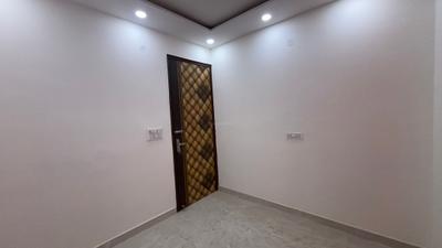 Bedroom Image of 700 Sq.ft 3 BHK Builder Floor for sale in Sector 4 Rohini New Delhi for Rs. 4500000