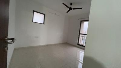Bedroom Image of 930 Sq.ft 2 BHK Apartment / Flat for rent in Wellington at Pride World City, Charholi Budruk Pune for Rs. 26000