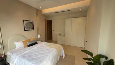 Bedroom Image of 1300 Sq.ft 3 BHK Apartment / Flat for sale in Khar West Mumbai for Rs. 105000000