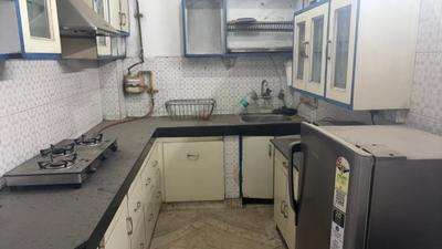 Kitchen Image of 1100 Sq.ft 2 BHK Builder Floor for sale in RWA Pragati Park Block H18 and L, Malviya Nagar New Delhi for Rs. 20000000