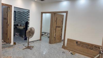 Living Room Image of 680 Sq.ft 2 BHK Builder Floor for sale in Picnic Garden Kolkata for Rs. 3500000