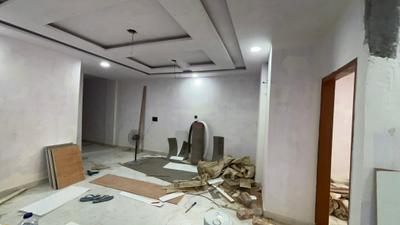 Living Room Image of 1040 Sq.ft 3 BHK Apartment / Flat for sale in Sector 5 Rohini New Delhi for Rs. 6700000