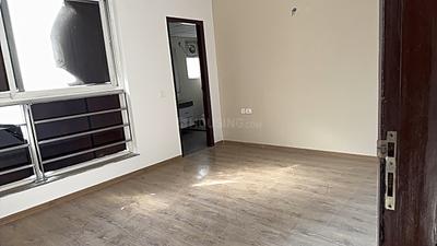 Bedroom Image of 2448 Sq.ft 4 BHK Apartment / Flat for sale in ABA Cleo County, Sector 121 Noida for Rs. 54000000