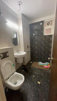 Image of 1015 Sq.ft 2 BHK Apartment / Flat for rent in Arihant Ambar, Noida Extension, Greater Noida for Rs. 18500