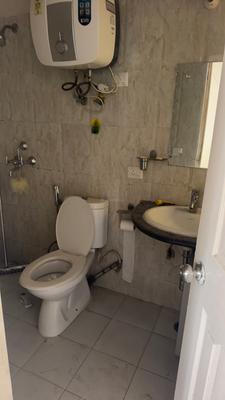 Image of 1050 Sq.ft 2 BHK Apartment / Flat for sale in Mapsko Paradise, Sector 83, Gurgaon for Rs. 16000000