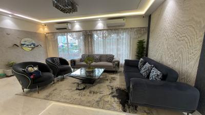 Living Room Image of 650 Sq.ft 2 BHK Apartment / Flat for sale in Raunak Centrum, Chembur Mumbai for Rs. 15800000