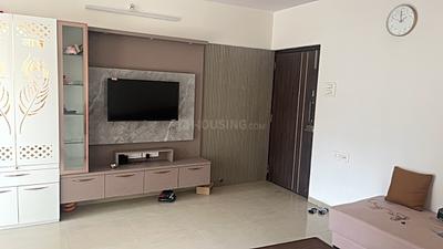 Living Room Image of 990 Sq.ft 2.5 BHK Apartment / Flat for sale in Rosa Gardenia, Kasarvadavali Thane for Rs. 11100000
