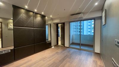 5 BHK Flat